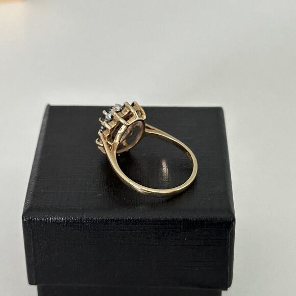 Vintage 10K Yellow Gold Sapphire & Diamond Halo Cluster Ladies Band Ring Size 6 - Picture 12 of 16